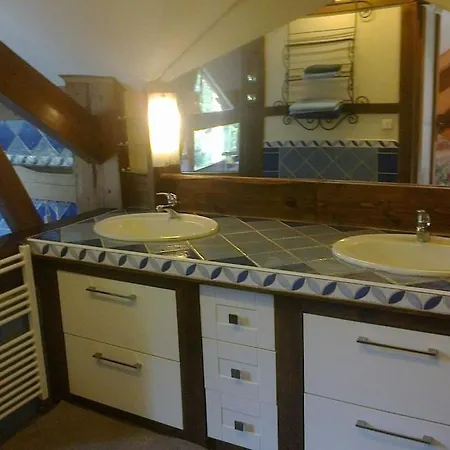 Dom Pod Sosnami Traditional Wooden Dacha, Private Pool, Possibility Of Sleeping 10 *