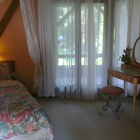 Dom Pod Sosnami Traditional Wooden Dacha, Private Pool, Possibility Of Sleeping 10